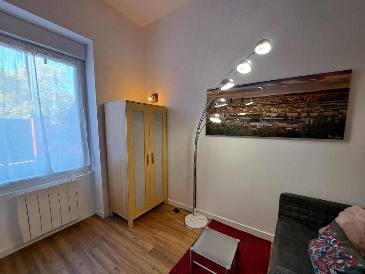 Studio Cosy Entierement Renove A Deux Pas De Lyon Fontaines-sur-Saone Eksteriør billede