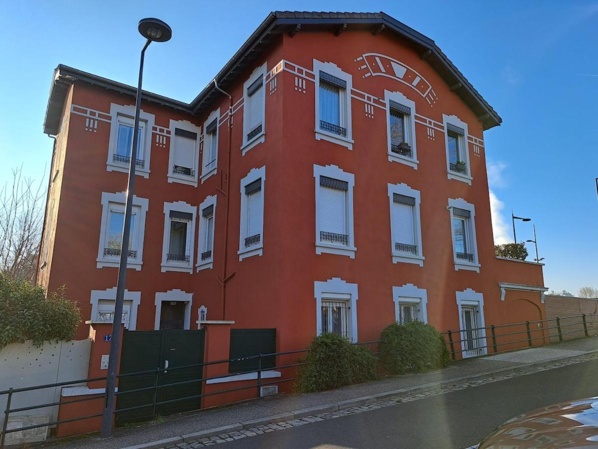 Studio Cosy Entierement Renove A Deux Pas De Lyon Fontaines-sur-Saone Eksteriør billede